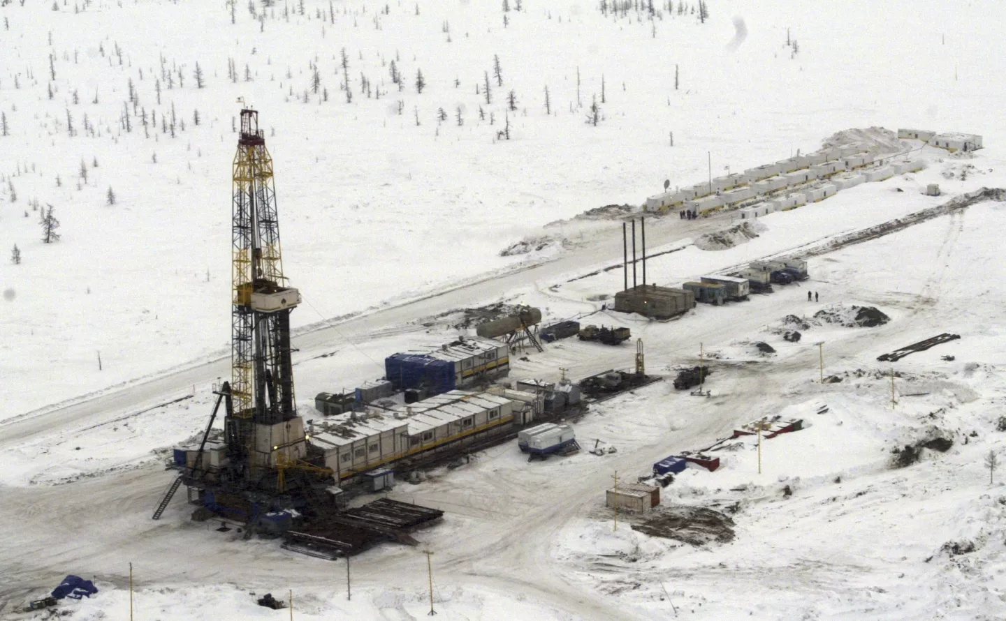 Rosfneft oil rig in Siberia.