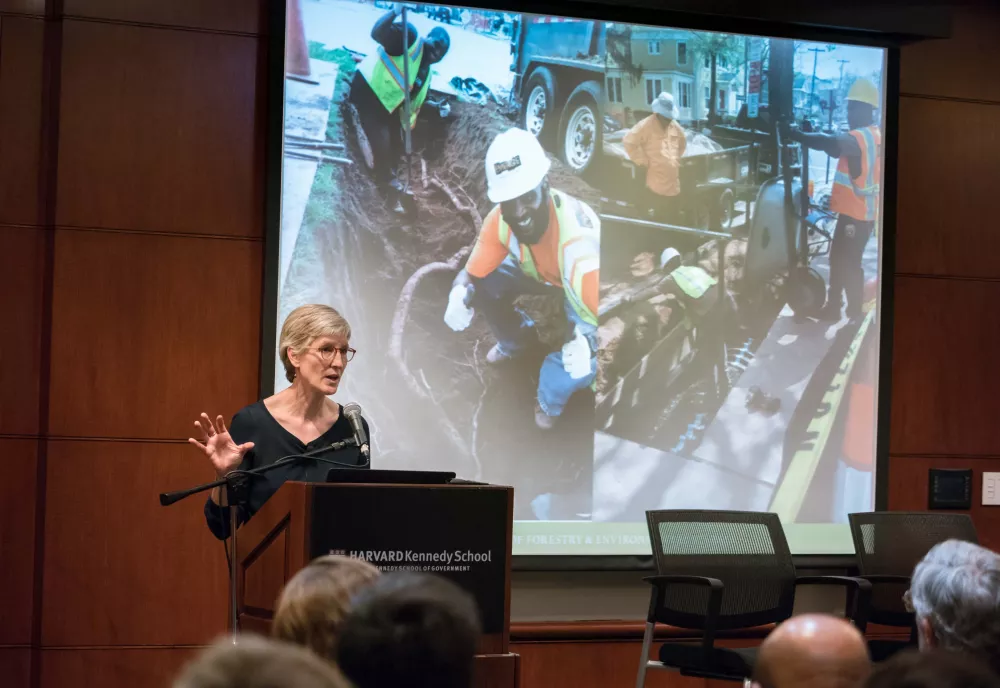 Cities on the Edge Photo 5