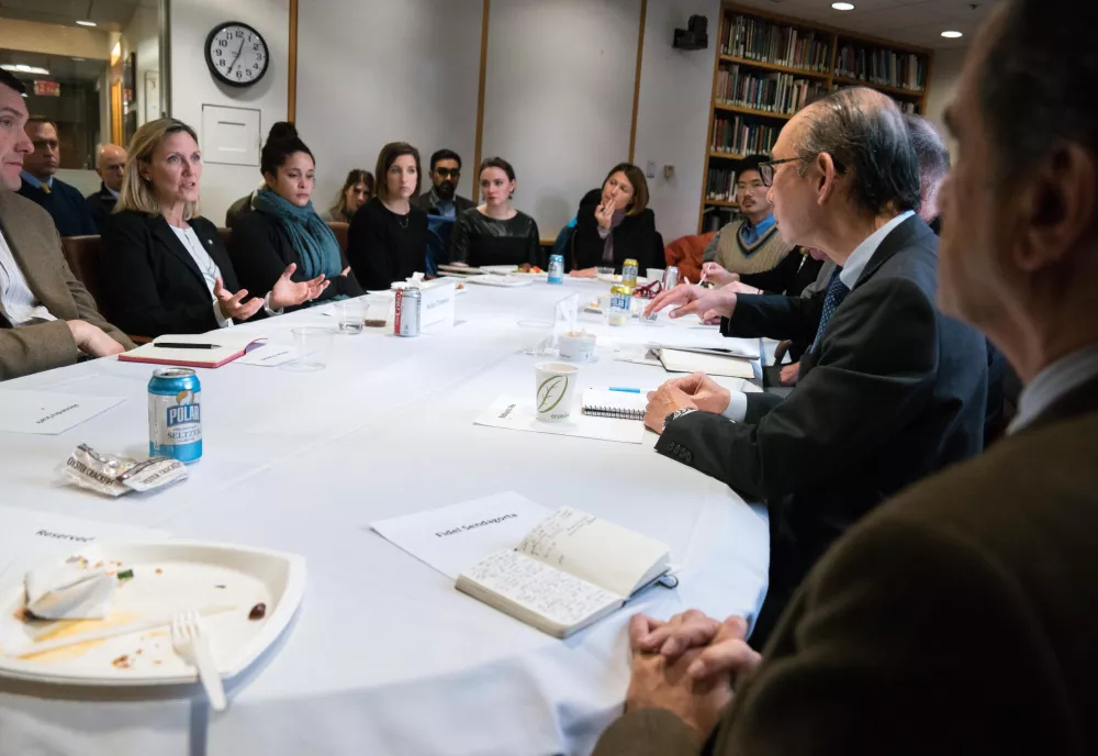 Andrea Thompson Photo 8