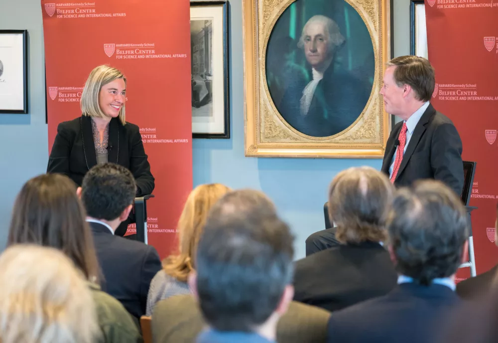 Mogherini 10