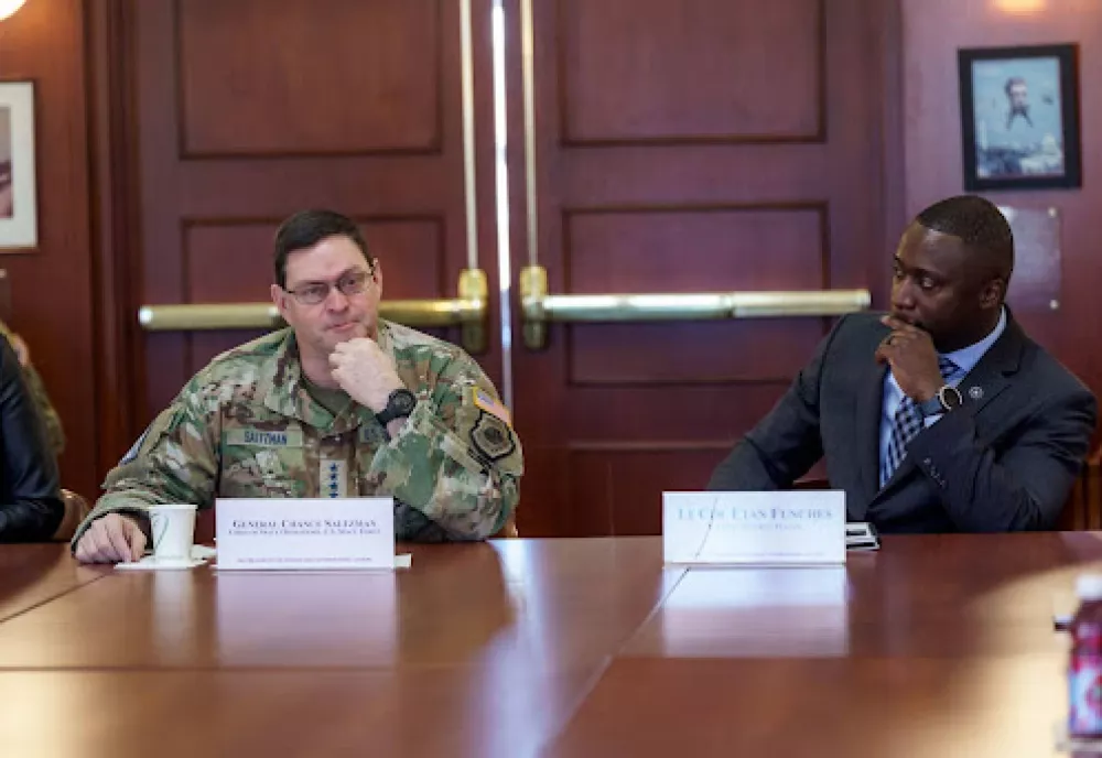 General Saltzman and Lt Col Etan Funches