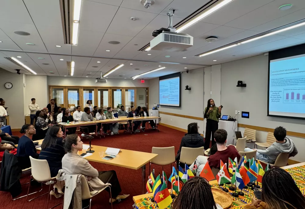 AfriConnect Presenter 3