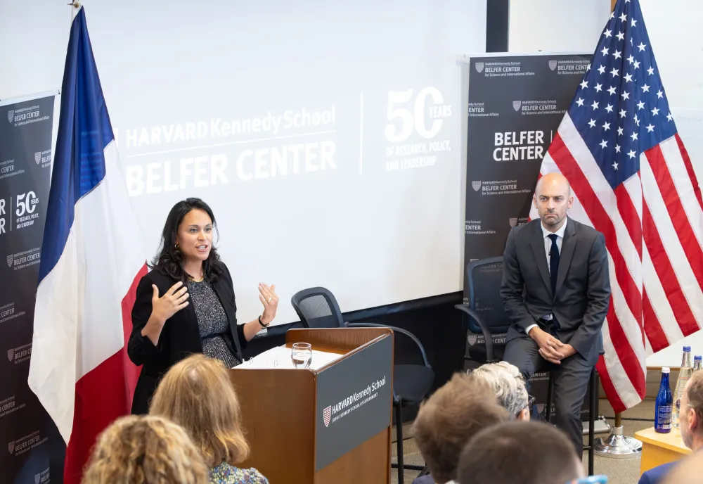 Natalie Colbert introduces French Foriegn Minister Barrot at the Belfer Center, September 2025