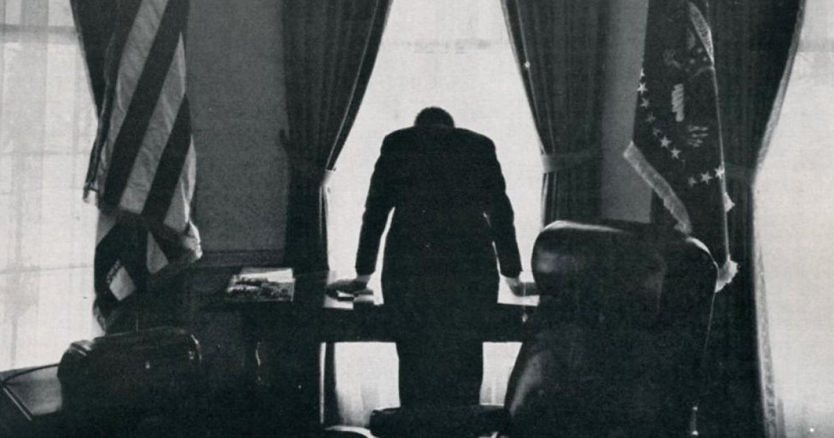 Bulgarian Executive Constraint and the Illiberal Threshold