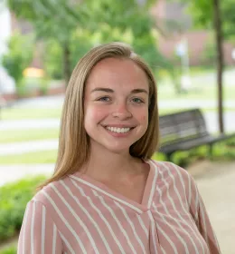 Headshot of Jenna Beahn
