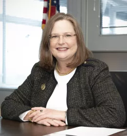 Picture of Laura Holgate