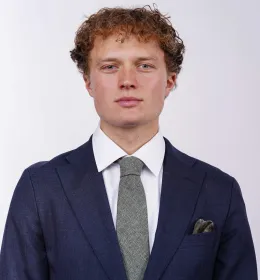 Erik Dalaker Headshot
