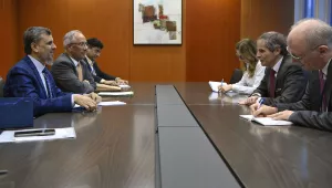 Rafael Mariano Grossi, IAEA Director General, met Faizan Mansoor, Chairman, Pakistan Nuclear Regulatory Authority during his official visit to the Agency headquarters in Vienna, Austria. 24 March 2023.