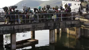 Refugees arrive in Tanzania.