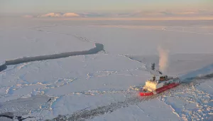 US Coast Guard Cutter Healy breaking ice