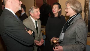Harvard President Drew Faust (right) with Laurence D. Belfer Professor of International Affairs Fredrik Logevall (left), Belfer Center Director Graham Allison, and Anne Karalekas, associate with the Applied History Project, which hosted President Faust at a special working group dinner.