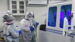 Dr. Harsh Vardhan dedicates the COBAS 6800 testing machine