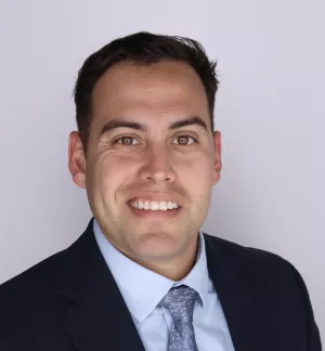 Headshot of Moises Navas