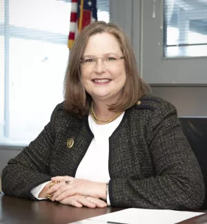 Picture of Laura Holgate