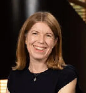 Headshot of Christina L. Davis