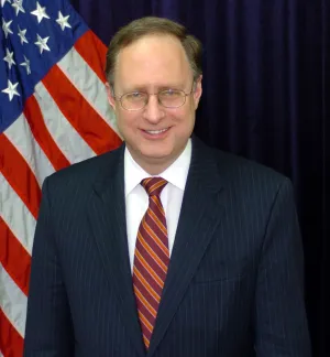 Alexander Vershbow Headshot