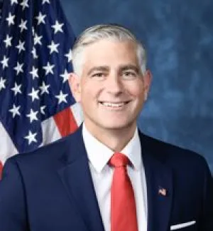 Congressional headshot of Michael Baumgartner