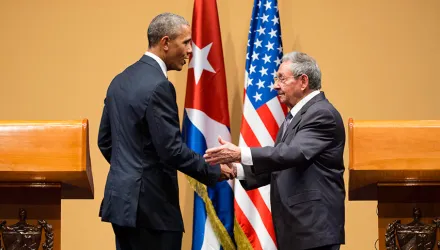 Barack Obama and Raul Castro Shaking Hands