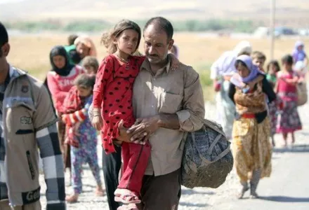Tens of thousands of people have been displaced by the IS militants' advance in northern Iraq.
