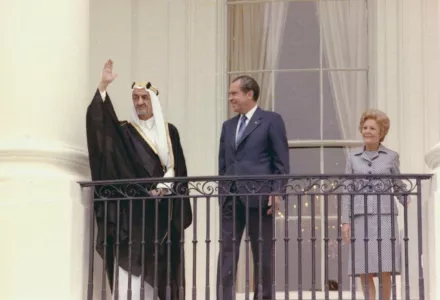 Arrival ceremony welcoming King Faisal of Saudi Arabia, 27 May 1971. Pictured left to right: King Faisal Ibn Abd Al-Aziz of Saudi Arabia, President Nixon, and Mrs. Nixon.