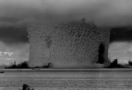 Large explosion of Operation Crossroads, Test Baker