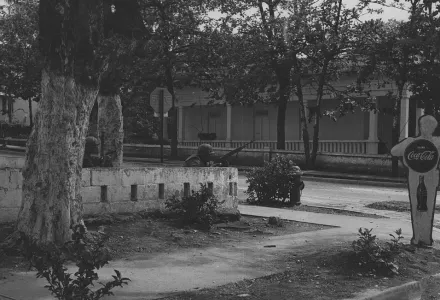 A pair of Marines barricaded behind a wall watch for snipers in the international neutral corridor in Santo Domingo, Dominican Republic, 1965.