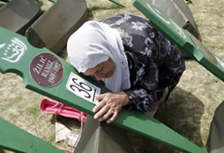 A Bosnian Muslim woman weeps near the coffin of her father, a civilian victim of Serb ethnic cleansing, during a mass funeral in Brcko, 90 kms north of Sarajevo.