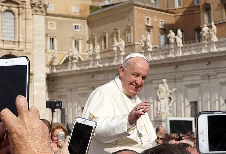 Weekly public audience, Pope Francis, Saint Peter's Square, May 2, 2018.