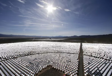 An array of mirrors at the Ivanpah Solar Electric Generating site in Primm, Nevada on Aug. 13, 2014