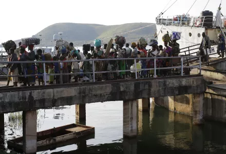 Refugees arrive in Tanzania.