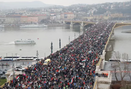 Budapest Bridge