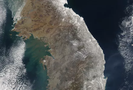 A satellite photo showing heavy snows along the Korean coast, mid-February 2011.
