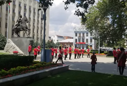 Cossack procession 