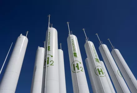  Hydrogen storage tanks