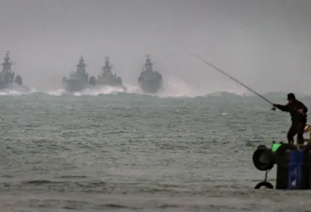 The Taiwanese Navy prepares for rapid reaction exercises with patrol boats at the mouth of the Tanshui river, Tuesday, Jan. 13, 2004, in the coastal town of Tainshui, northern Taiwan. 