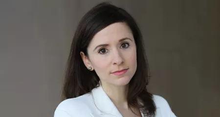 Headshot of Mira Rapp-Hooper