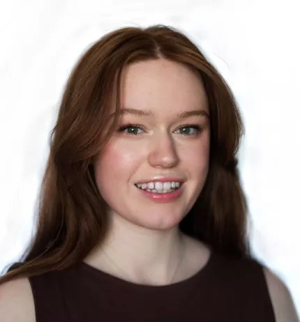 Headshot of Georgia Reynolds