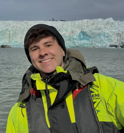 Robbie Macpherson in Svalbard