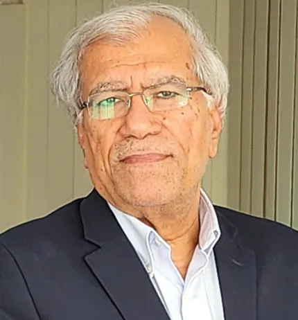 headshot of Khalil Shikaki