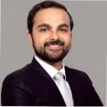 Aditya Bhayana Headshot