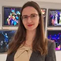 Ana Florescu-Ciobotaru headshot